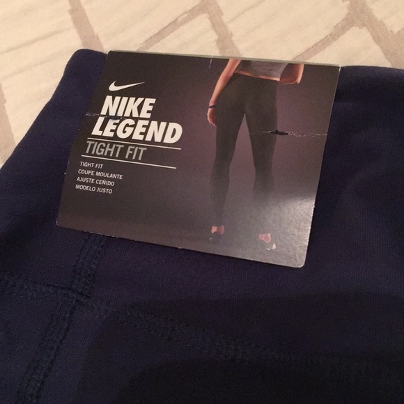 Nike Legend Tight Fit PSU Leggings - Picture 2 of 2